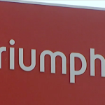 Triumph Fabrikschild
