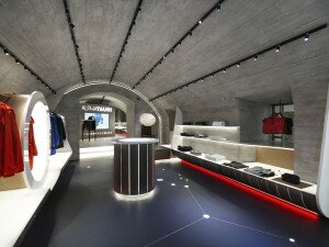 AlphaTauri Store in Salzburg