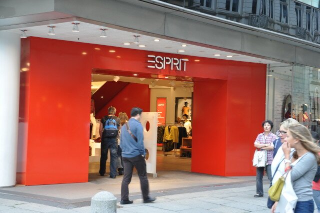 Esprit kürzt beim Personal Esprit kürzt beim Personal