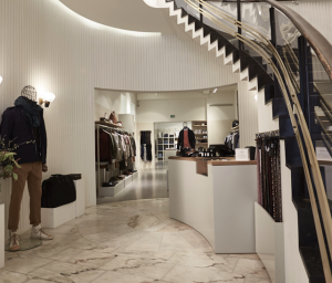 Stereo/MUC nutzt den Charme der ehemaligen Confiserie Rottenhöfer als Kulisse für ein ausgesuchtes Portfolio bester Menswear